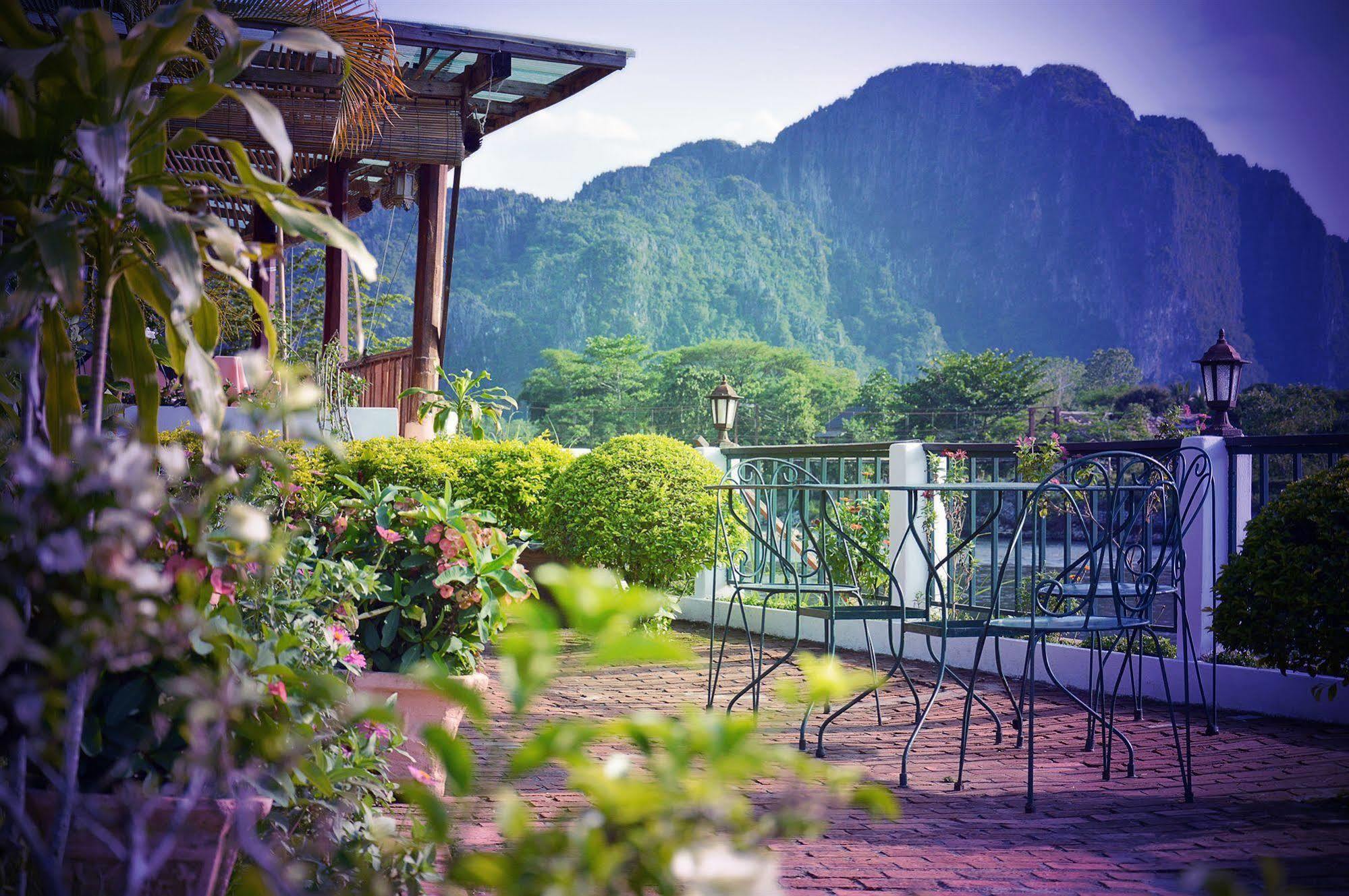 Villa Nam Song Vang Vieng Exterior photo